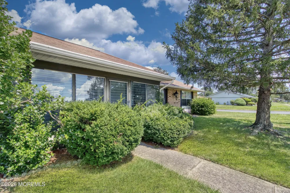 32 Yorkshire Court #D Manchester, NJ 08759