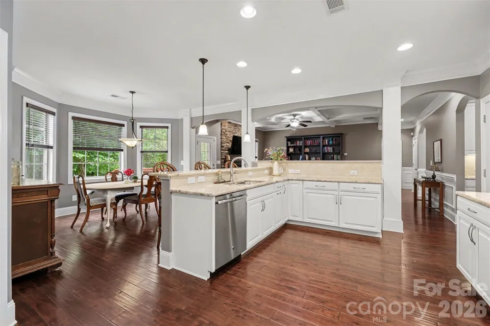 4004 Widgeon Way Waxhaw, NC 28173