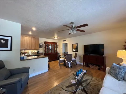 1423 HOLLY HEIGHTS DRIVE #7