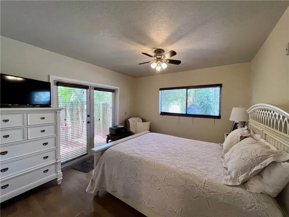 1423 HOLLY HEIGHTS DRIVE #7 Fort Lauderdale, FL 33304