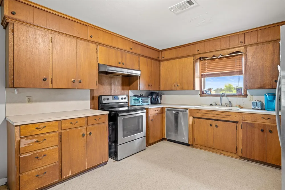 2623 Salem Road Brenham, TX 77833