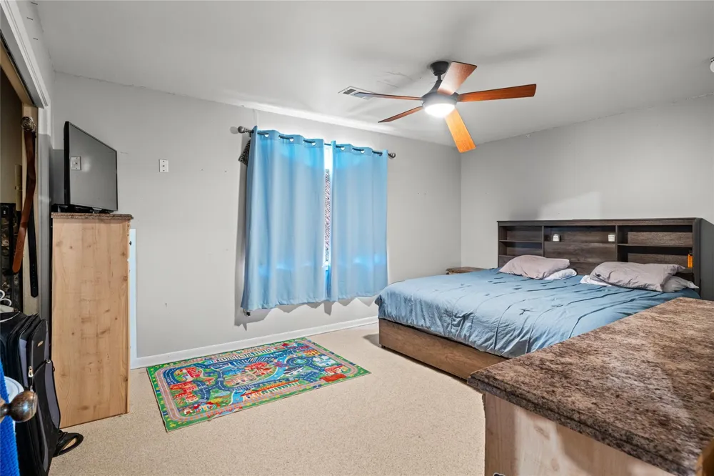 2623 Salem Road Brenham, TX 77833