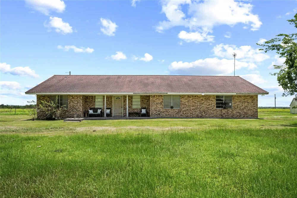 2623 Salem Road Brenham, TX 77833