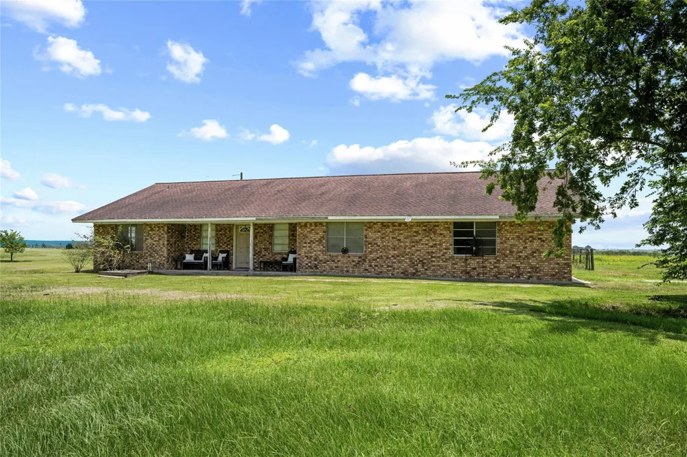 2623 Salem Road Brenham, TX 77833