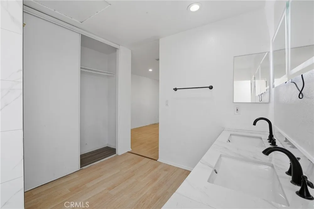 2915 E 60th Pl #A Huntington Park, CA 90255
