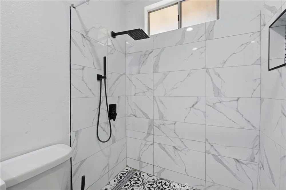 2915 E 60th Pl #A Huntington Park, CA 90255