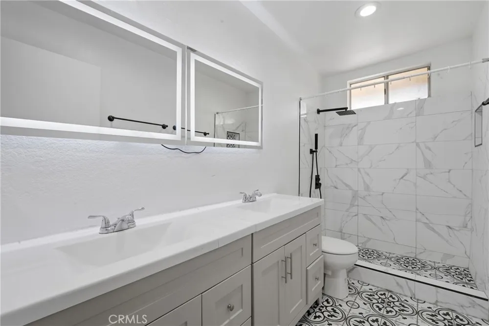 2915 E 60th Pl #A Huntington Park, CA 90255