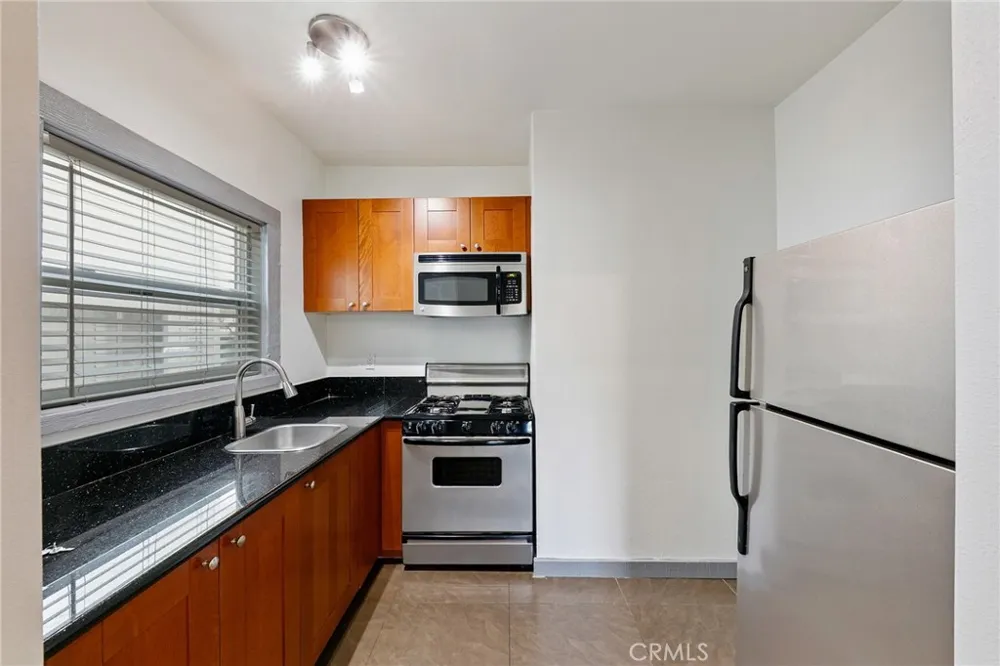235 Linden Long Beach, CA 90802