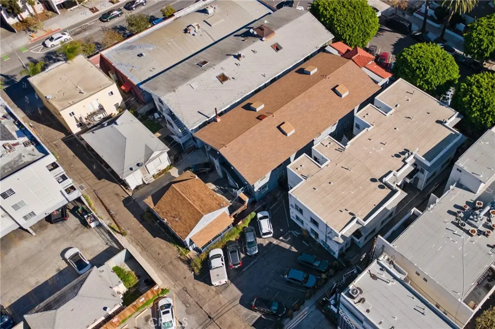 235 Linden Long Beach, CA 90802