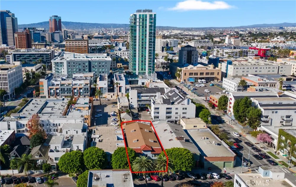 235 Linden Long Beach, CA 90802