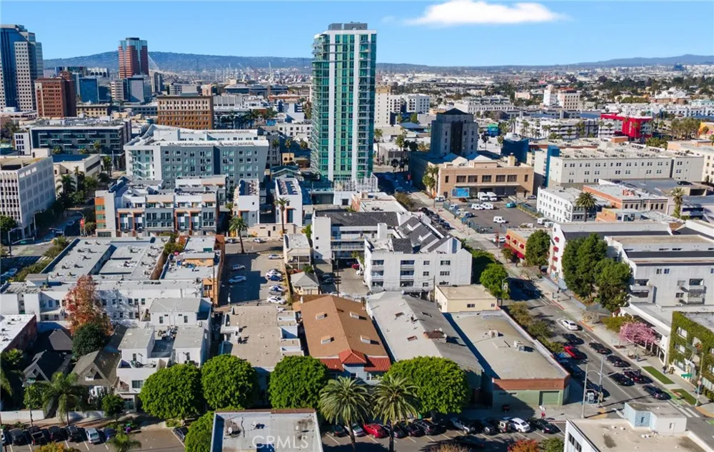 235 Linden Long Beach, CA 90802