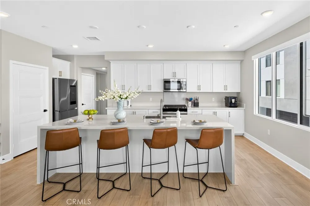 16289 Dawn #209 Tustin, CA 92782