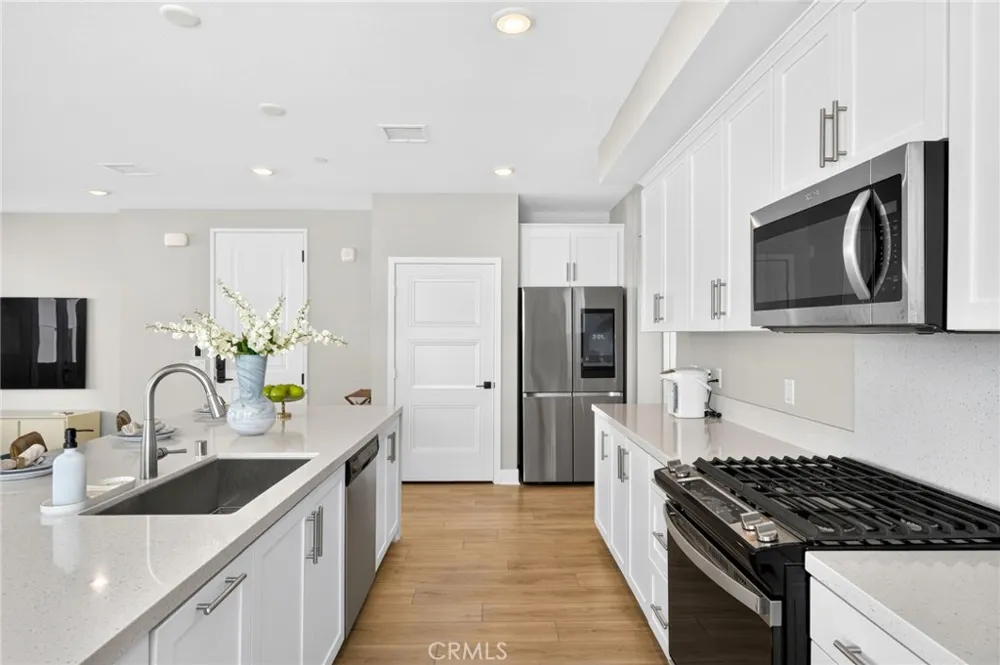16289 Dawn #209 Tustin, CA 92782