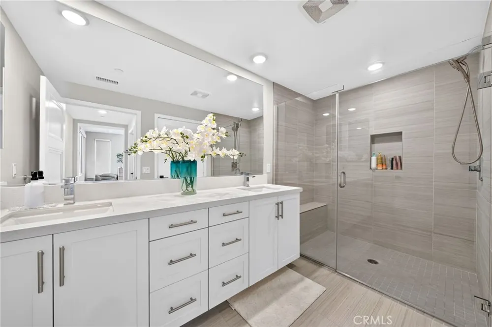 16289 Dawn #209 Tustin, CA 92782