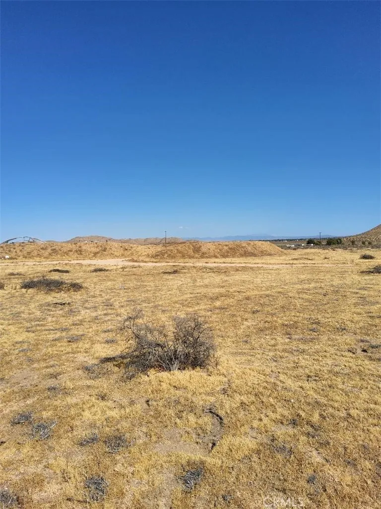 255 W Avenue N Palmdale, CA 93551