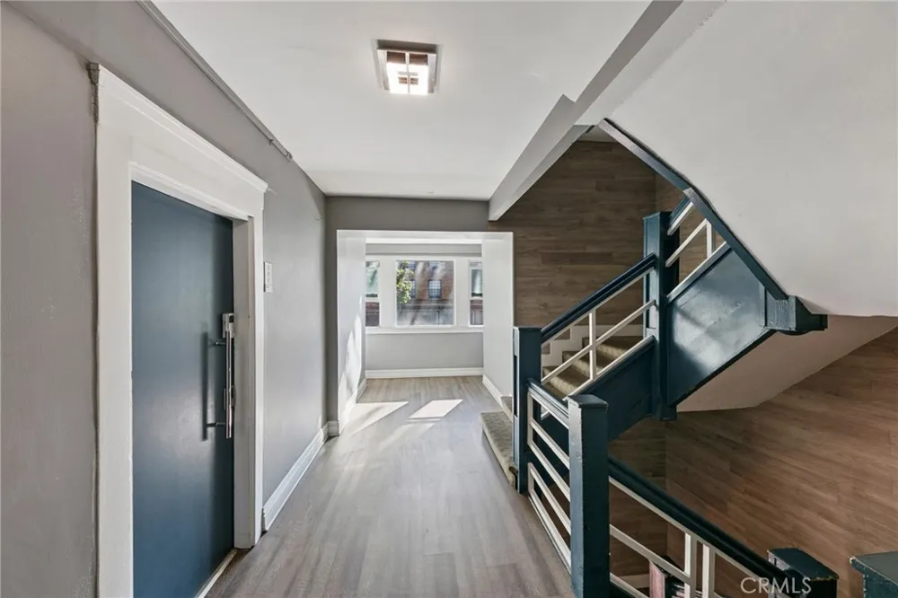 319 Elm Long Beach, CA 90802