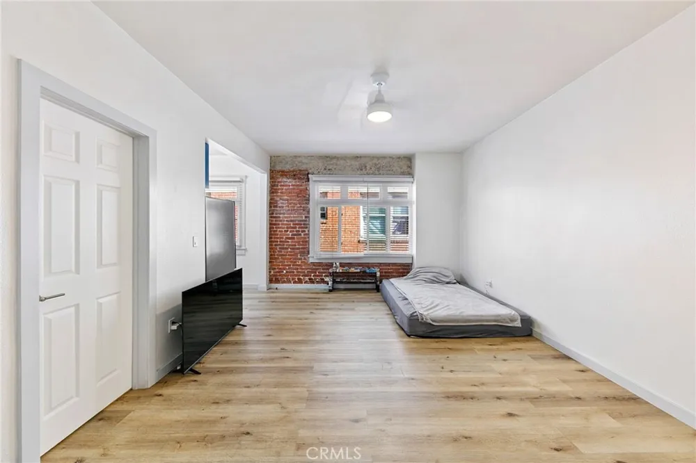 319 Elm Long Beach, CA 90802