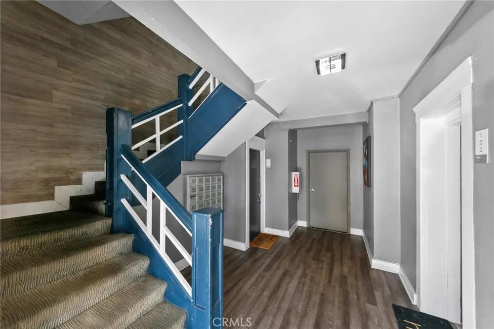 319 Elm Long Beach, CA 90802