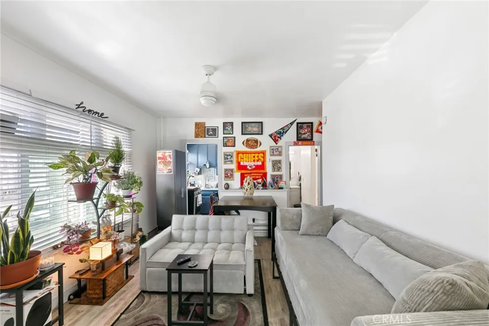 319 Elm Long Beach, CA 90802