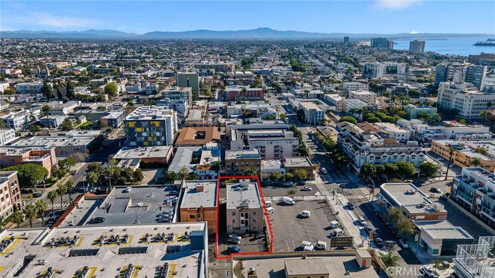 319 Elm Long Beach, CA 90802