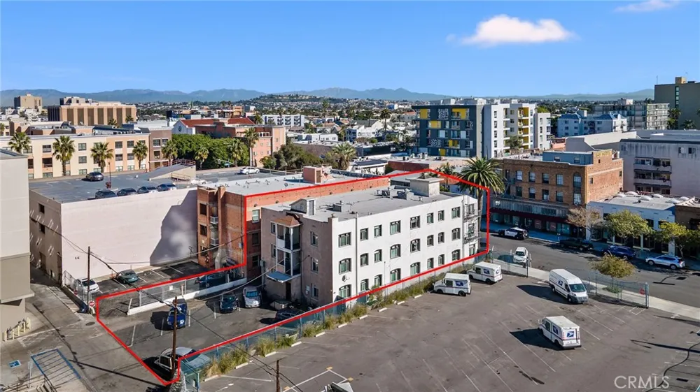 319 Elm Long Beach, CA 90802