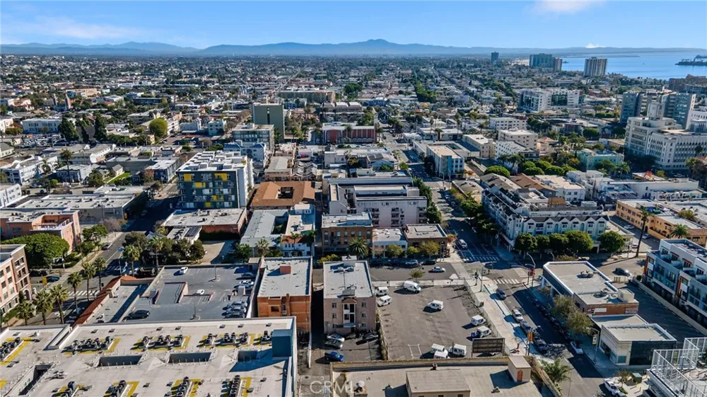 319 Elm Long Beach, CA 90802