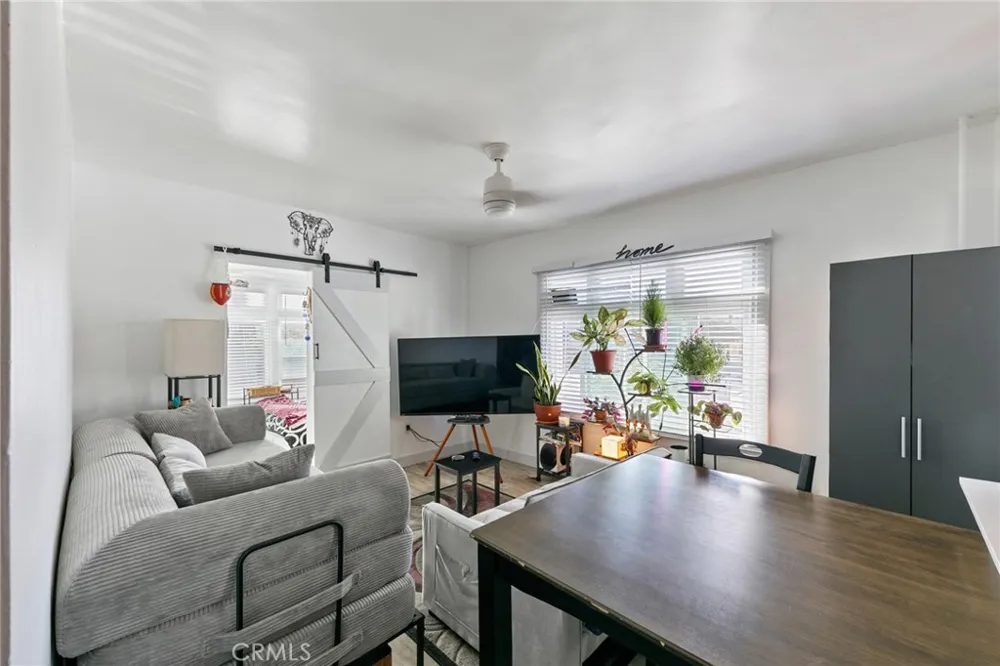 319 Elm Long Beach, CA 90802
