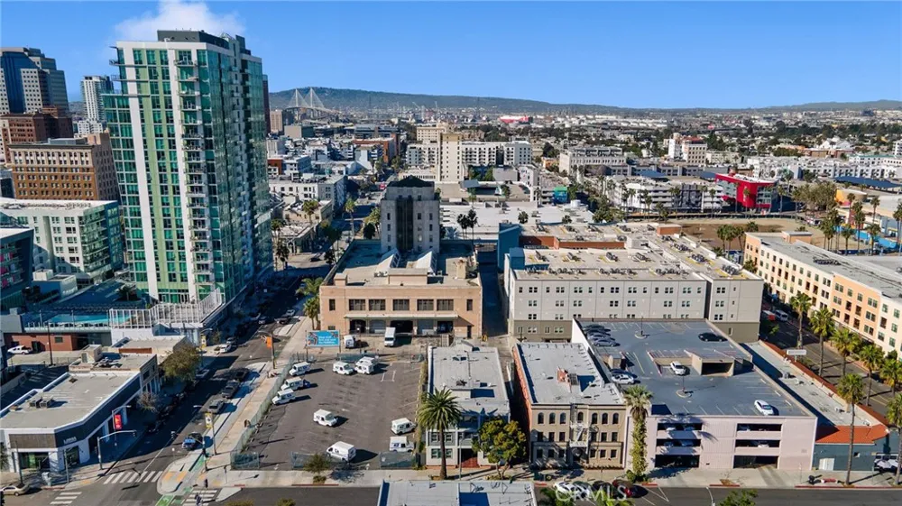 319 Elm Long Beach, CA 90802