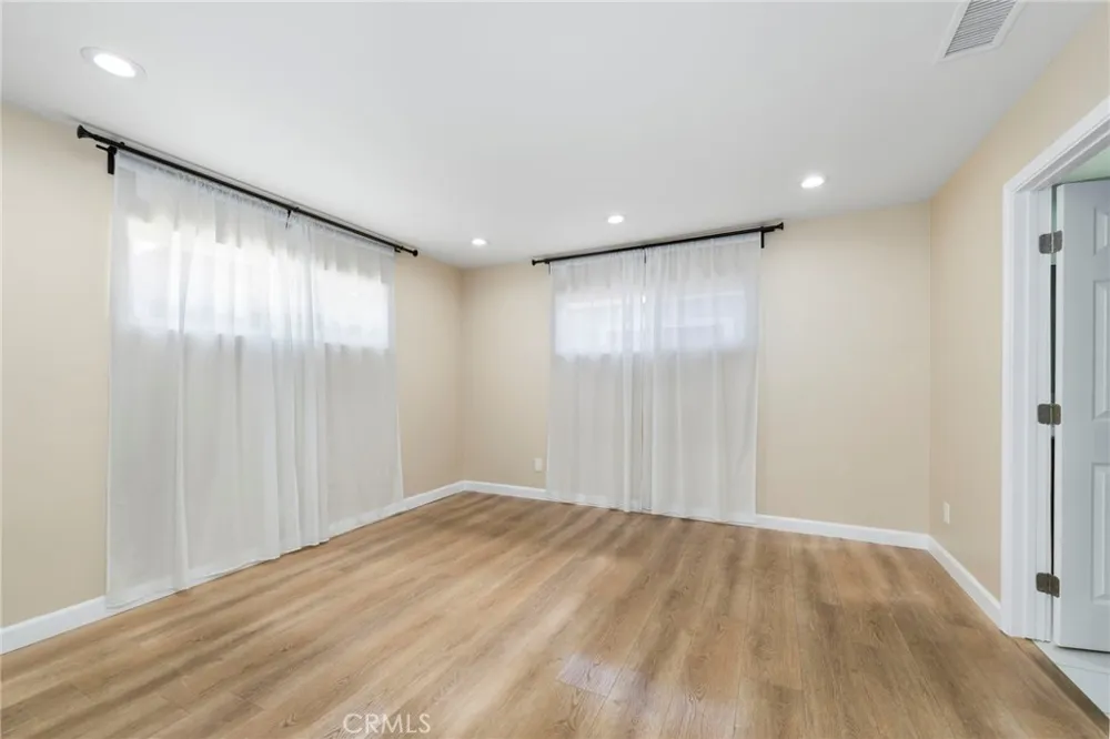 12248 212th Street Hawaiian Gardens, CA 90716