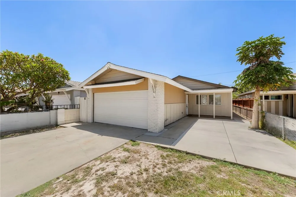 12248 212th Street Hawaiian Gardens, CA 90716