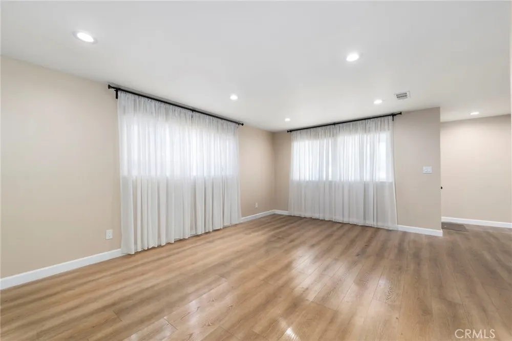 12248 212th Street Hawaiian Gardens, CA 90716