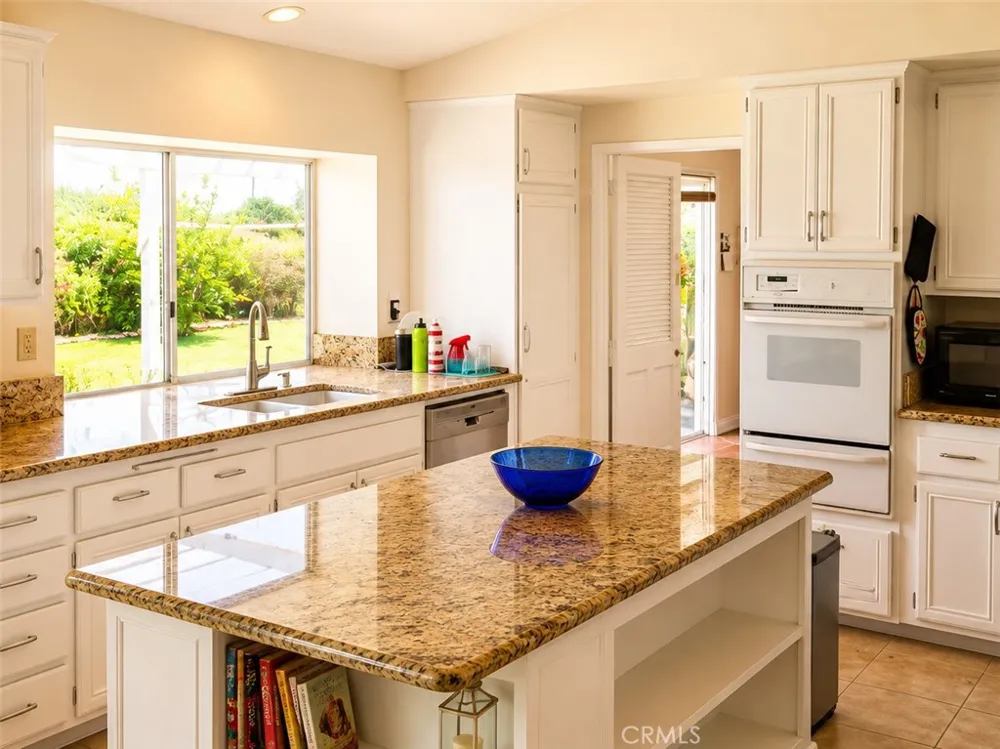 24682 Morning Mist Moreno Valley, CA 92557
