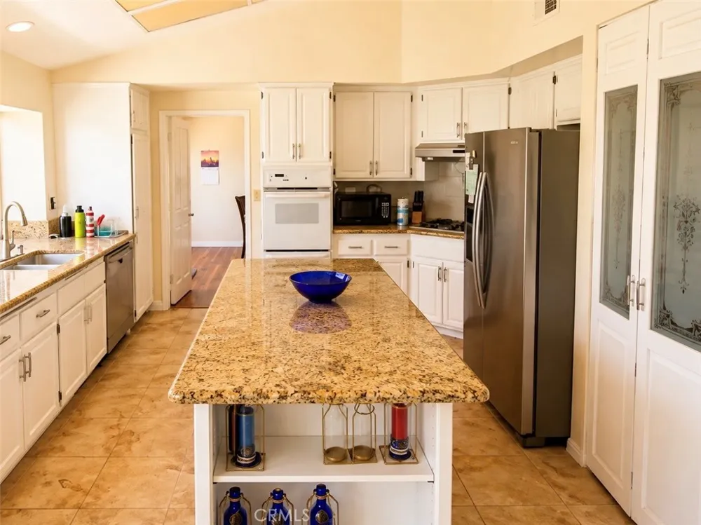 24682 Morning Mist Moreno Valley, CA 92557