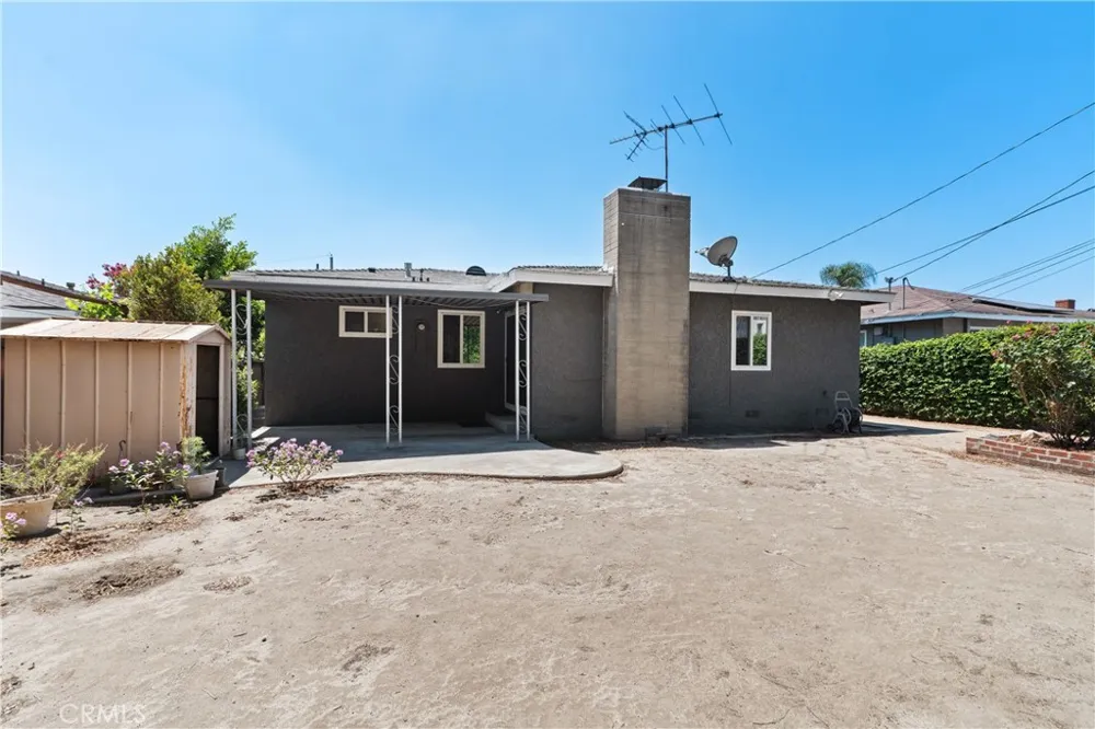 10541 Plunkett Bellflower, CA 90706