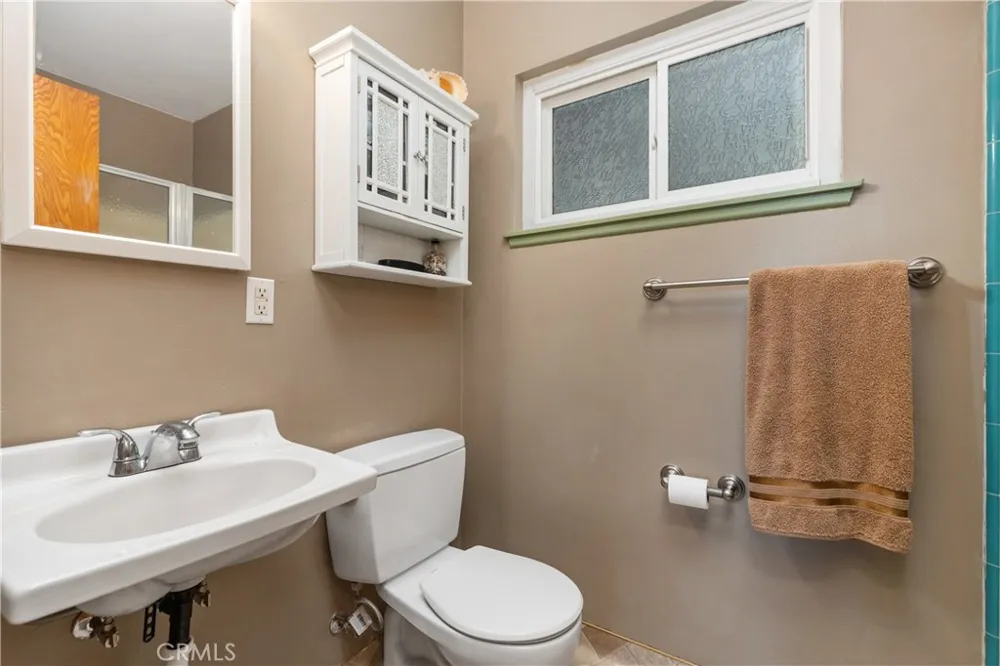 10541 Plunkett Bellflower, CA 90706