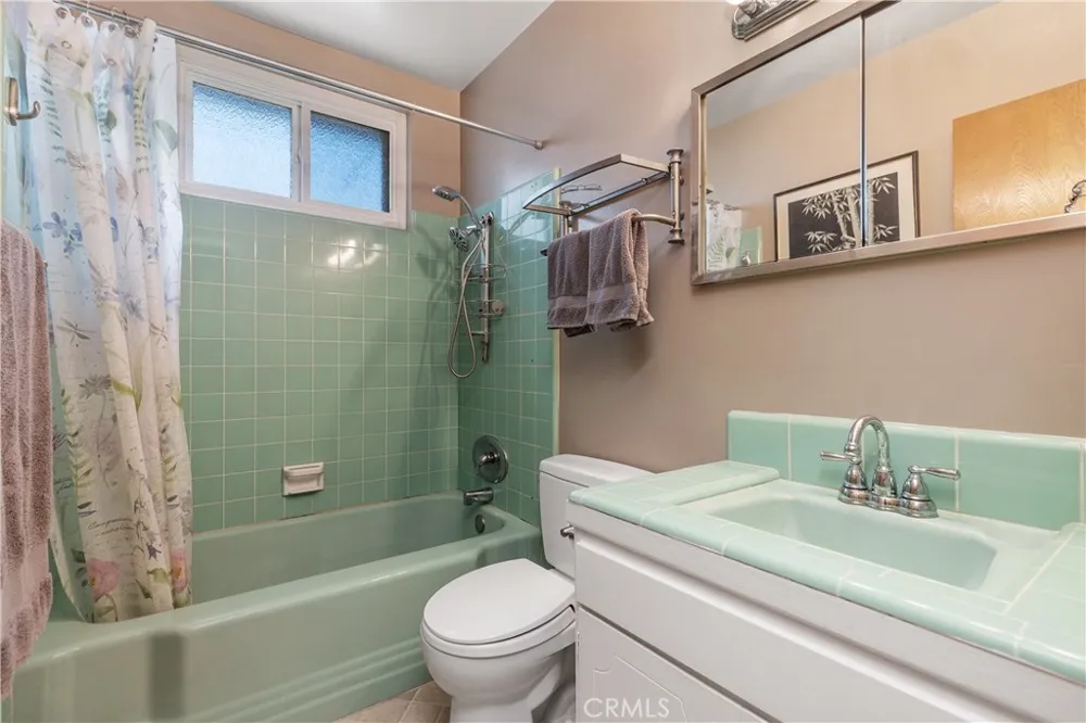 10541 Plunkett Bellflower, CA 90706