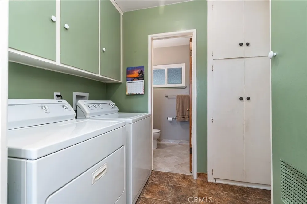 10541 Plunkett Bellflower, CA 90706