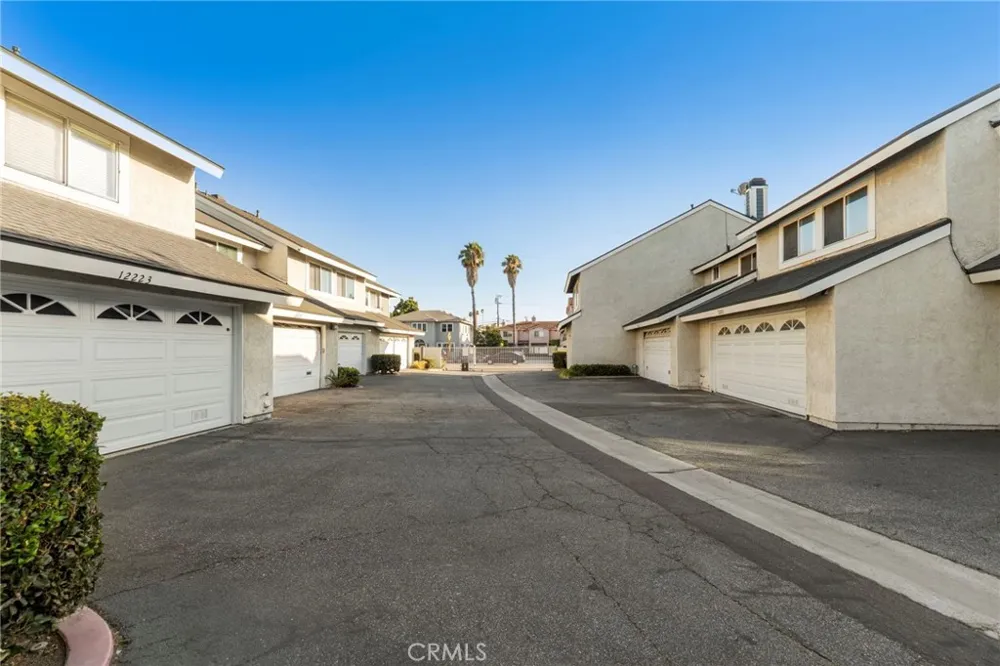 12205 Foster Road Norwalk, CA 90650