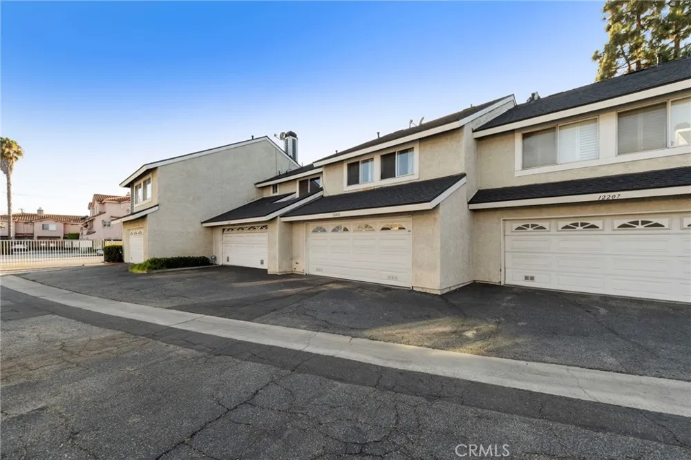12205 Foster Road Norwalk, CA 90650