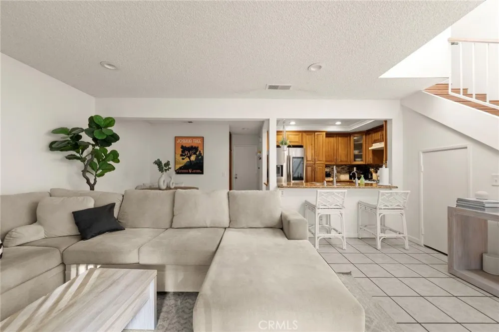 12205 Foster Road Norwalk, CA 90650