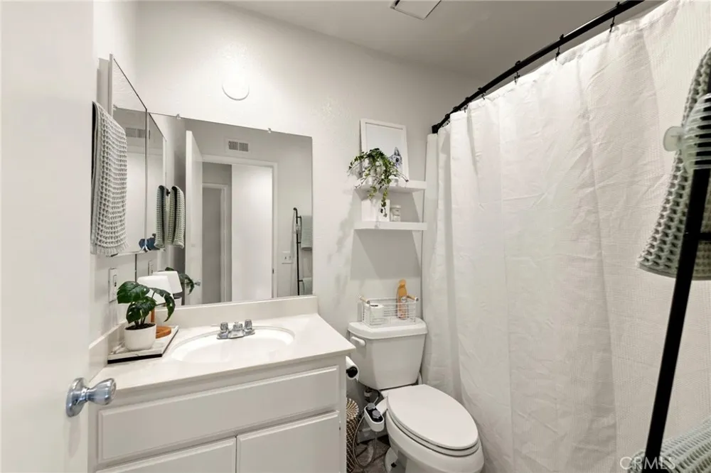 12205 Foster Road Norwalk, CA 90650