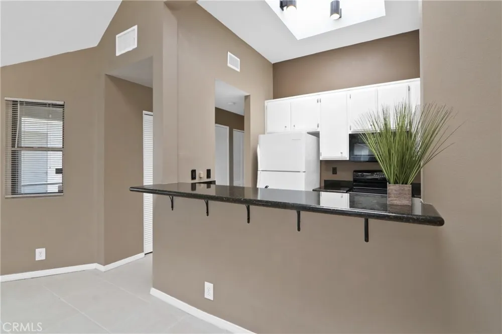5744 E Creekside #67 Orange, CA 92869