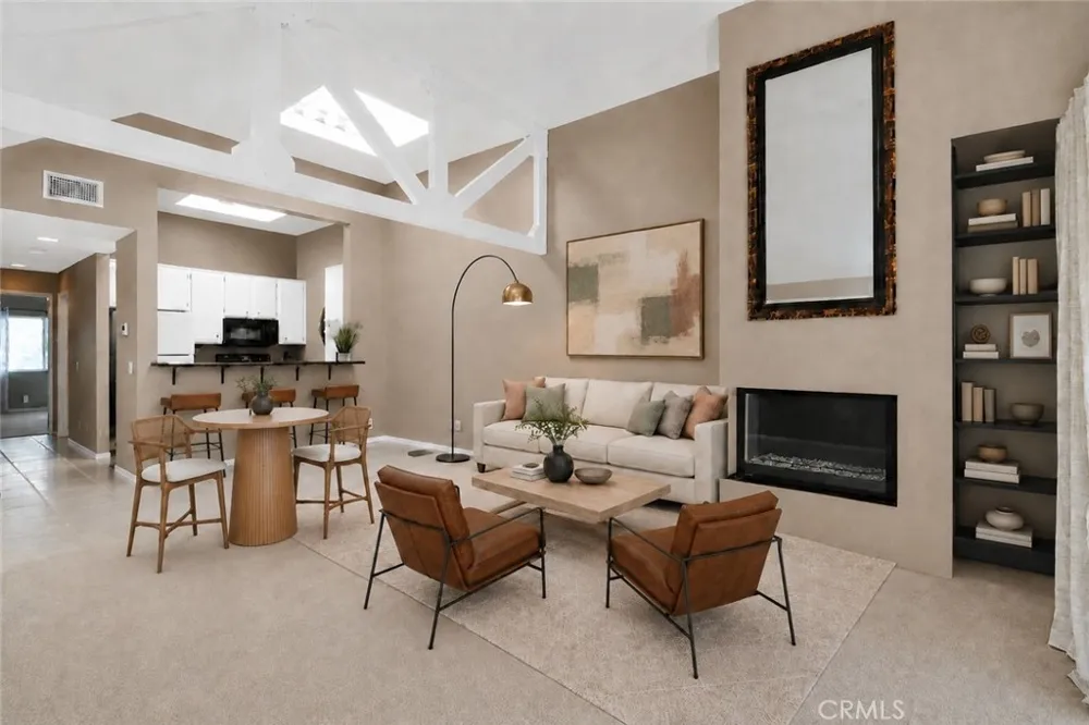 5744 E Creekside #67 Orange, CA 92869