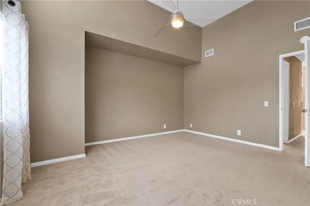 5744 E Creekside #67 Orange, CA 92869