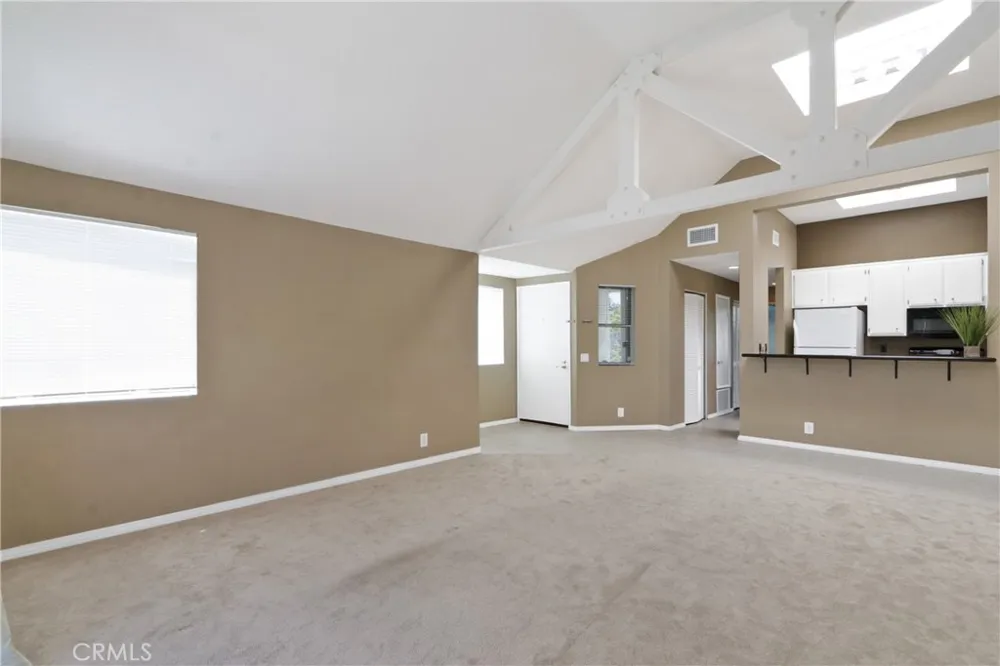 5744 E Creekside #67 Orange, CA 92869
