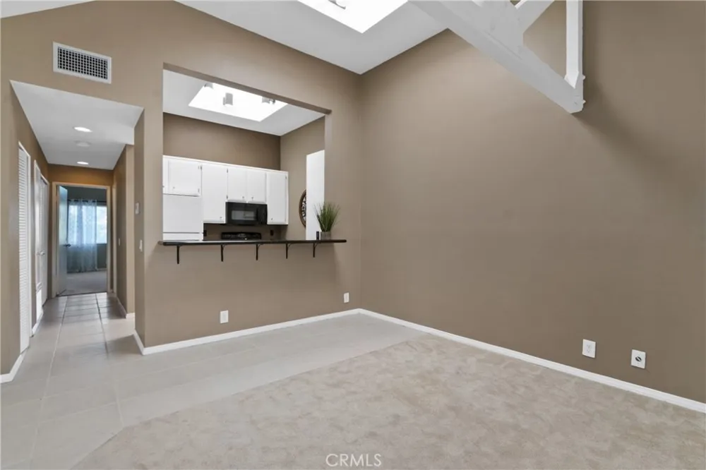 5744 E Creekside #67 Orange, CA 92869