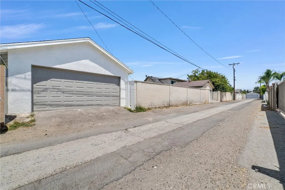 944 East Bastanchury Road Placentia, CA 92870