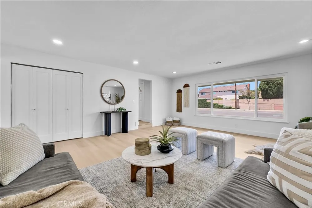 944 East Bastanchury Road Placentia, CA 92870