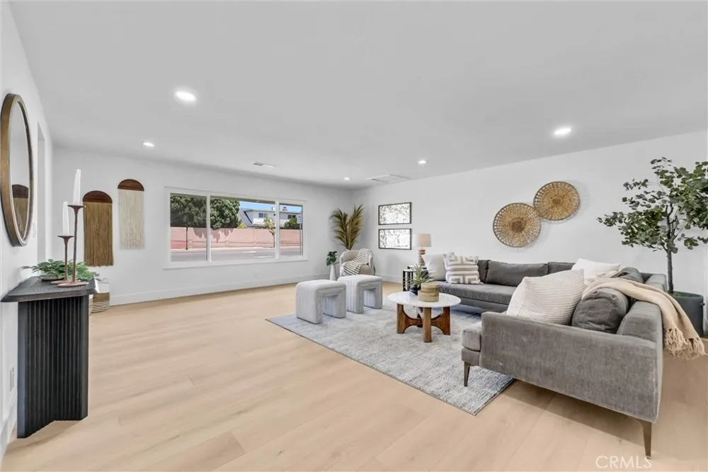 944 East Bastanchury Road Placentia, CA 92870