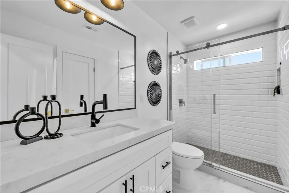 944 East Bastanchury Road Placentia, CA 92870